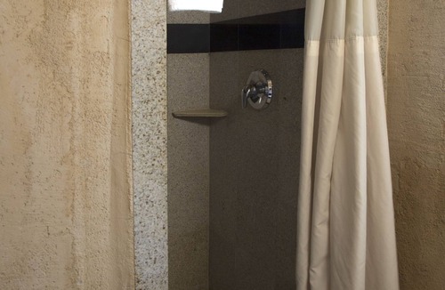 Oceanside Hotel | Harbor Inn & Suites