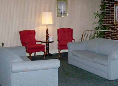 Hawk Run Hotel | Harbor Inn