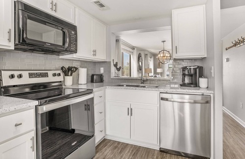 Oceanmarsh Subdivision Condo | Harbor Island Bliss: 2BR Condo, Beach Access, Resort Pool, & Stunning Views!