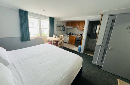 Vineyard Haven Hotel | Harbor Landing Resort