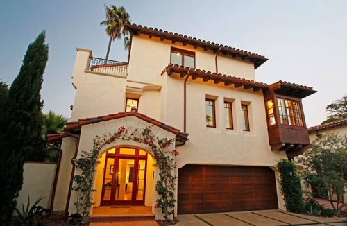 West Beach House | Harbor Retreat - Classically Modern at West Beach