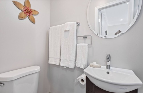 Oxon Hill Apartment | Harbor Riverside Suite 3