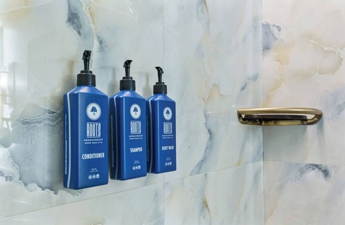 Destin Hotel | Harbor Suites at Harborwalk Village