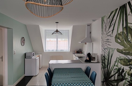 Guilvinec Apartment | Harbor view apartment 2nd floor