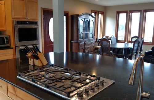 Langley House | Harbor View Haven by AvantStay | Private Backyard