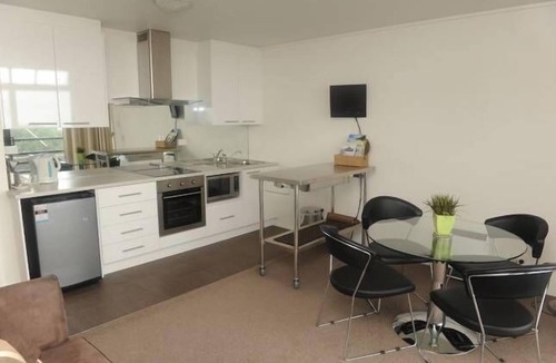 Portland Apartment | Harbor Views CBD 1 Bedroom Unit