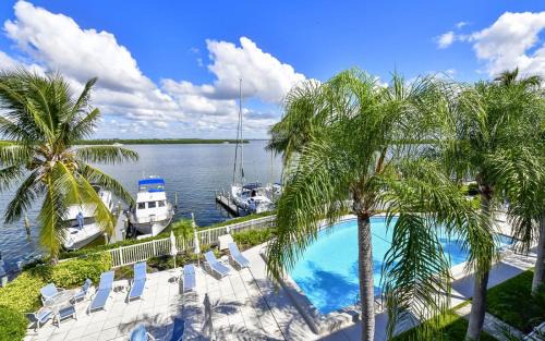 Whitney Beach Apartment | Harbor Villa Club 305