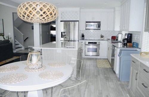 Harvey Cedars House | Harbormaster's Waterfront Hideaway