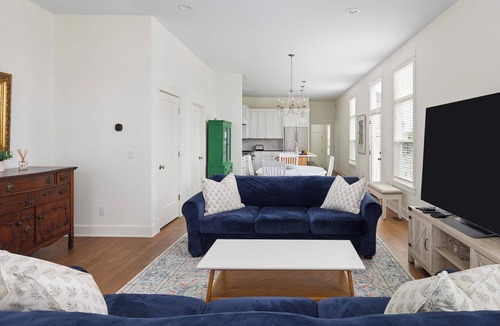 Saint Joseph House | Harborside | Golf | Pool | Marina Views