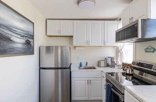 Rockport Apartment | Harborside Oasis ★ Harbor View ★ Heart of Downtown