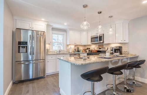 Newburyport Apartment | Harborsides Neighbor