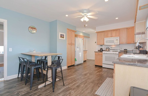 Gloucester Apartment | Harbortown Hideaway: Downtown Gloucester Charm