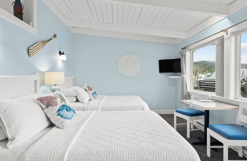 Garibaldi Hotel | Harborview Inn & RV Park