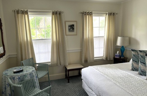 Gloucester Bed & Breakfast | Harborview Inn