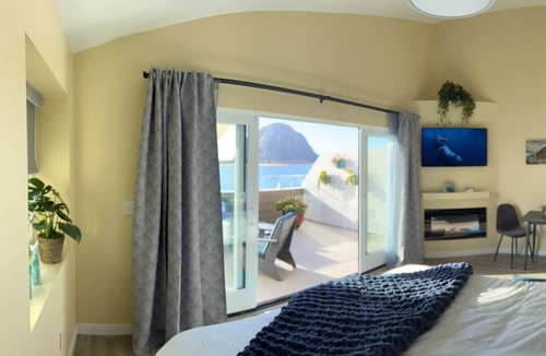 Morro Bay Hotel | HarborWalk Inn