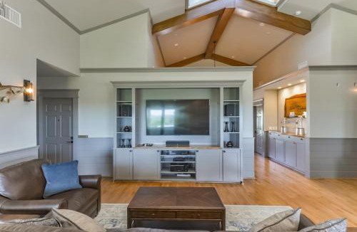 Hitchcock Cabin | Harborwalk Lodge