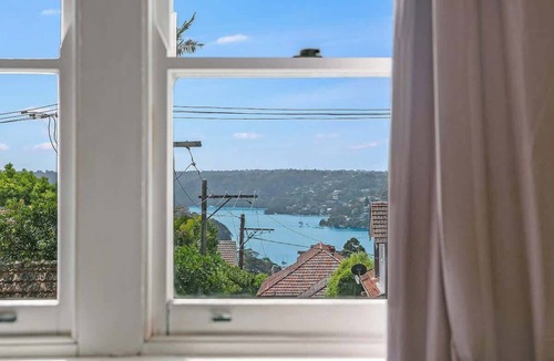 Cremorne Apartment | Harbour Grove Sanctuary w Garage , Quiet & Private