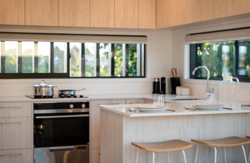 Tauranga Villa | Harbour Haven - A Sunset Oasis! - By KOSH BNB