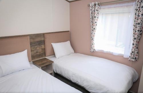 South Hayling House | Harbour Haven - Hayling Island