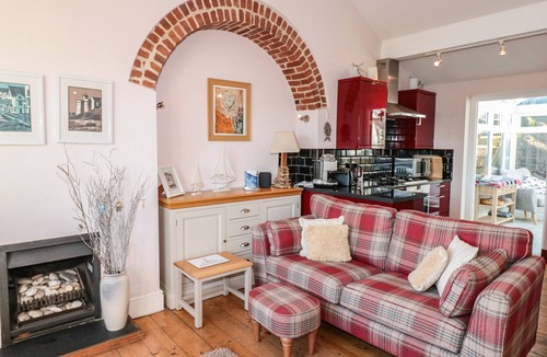 Dartmouth Cottage | HARBOUR HEIGHTS, pet friendly, country holiday cottage in Dartmouth