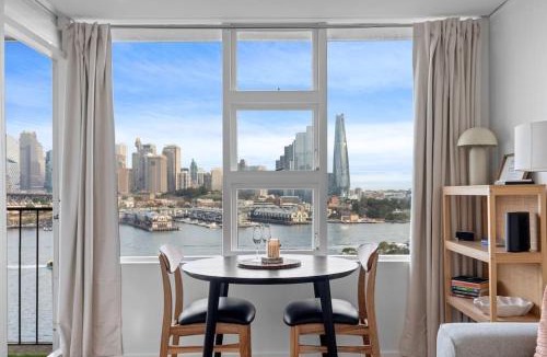 McMahons Point Apartment | Harbour Horizons - Chic Studio Above Sydney's Icons
