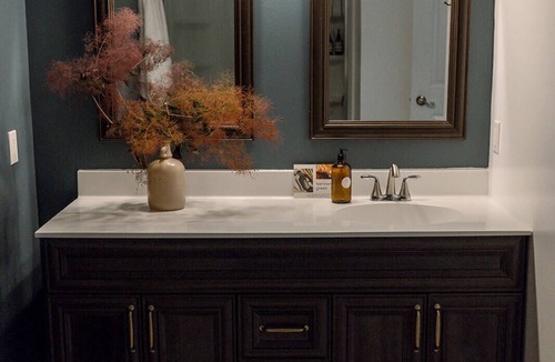 Wolfe Island Apartment | Harbour House on Wolfe Island with waterfront access.