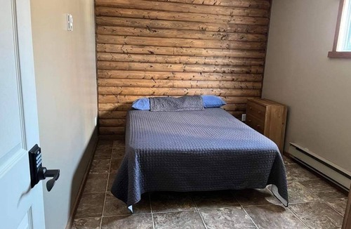 St. Anthony Hostel | Harbour Hutch St.Anthony,NL