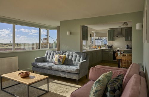 Southwold Cottage | Harbour Lights