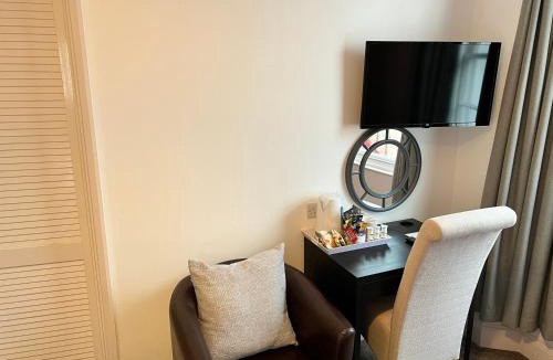 Roundham Bed & Breakfast | Harbour Lodge B&B