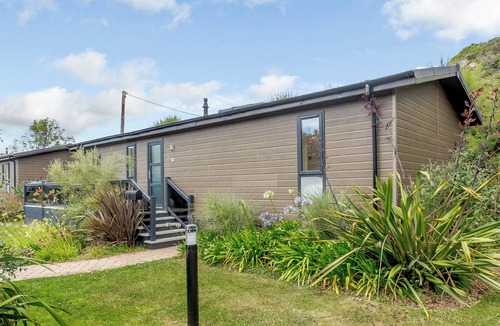 Mullion Ski Chalet | Harbour Premier Lodge