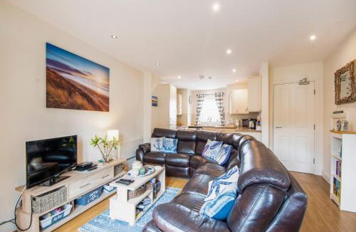 Garlieston House | Harbour Retreat