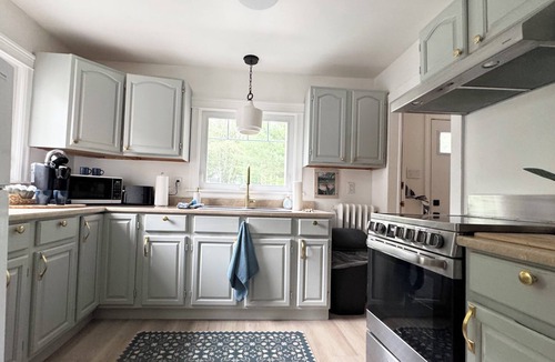 Harbourview House | Harbour side charmer , close to everything!