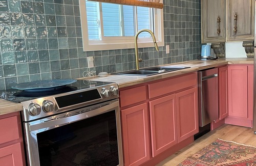 Harbourview House | Harbour side Urban Anchor, close to everything!