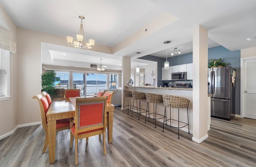Lakeland Condo | Harbour Towne 202 - Expansive main channel views!