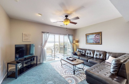 Lakeland Condo | HARBOUR TOWNE 707W | 3 Bed, 2 Bath