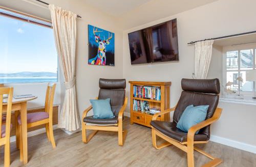 Cromarty Apartment | Harbour View