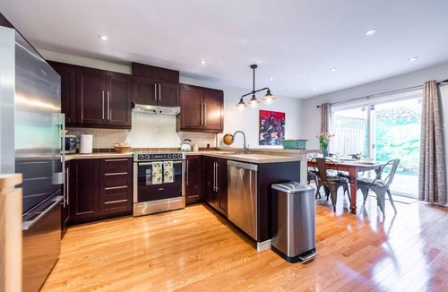 Downtown St. John's House | Harbour View Hitch 2BR w/Parking & Deck