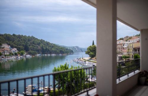 Zaton House | Harbour View House
