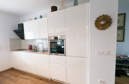 Zaton House | Harbour View House