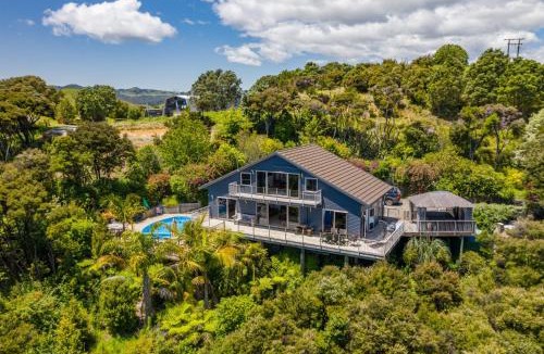 Whangaroa Villa | Harbour View
