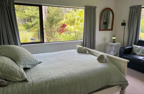 Mangonui Bed & Breakfast | Harbour View Retreat Mangonui