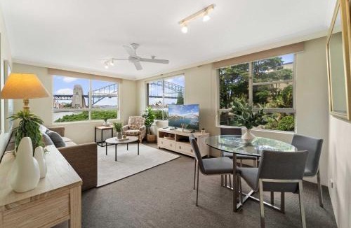 McMahons Point Apartment | Harbourside 10