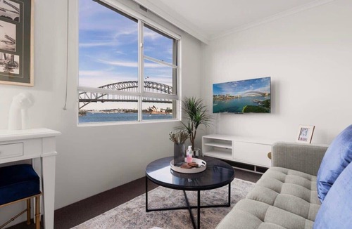 McMahons Point Apartment | Harbourside #15 Summa