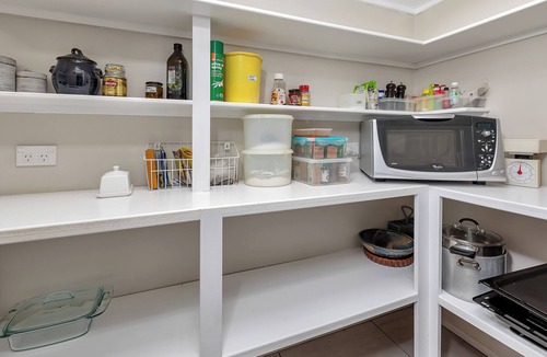 One Tree Point House | Harbourside Views - One Tree Point Holiday Home