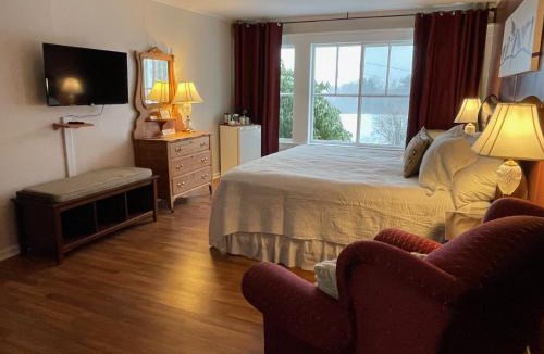 Smiths Cove Bed & Breakfast | Harbourview Inn