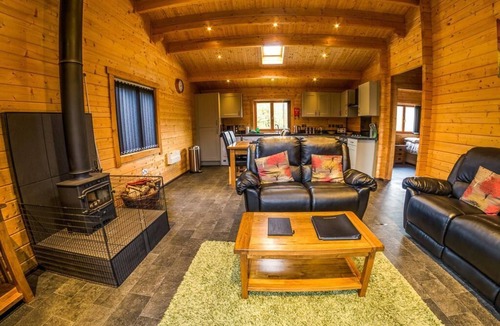 Wimborne Saint Giles Apartment | Harbridge Lodge Ensuite