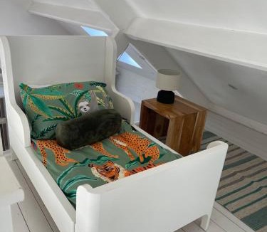 Winterbourne House | Harcombe Barn near Bristol