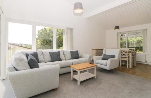 Heligan House | Harcombe House Bungalow 10