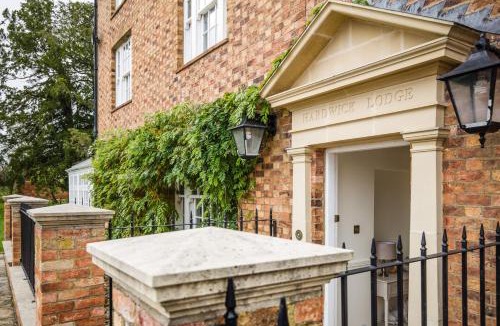 Wellingborough House | Hardwick Lodge