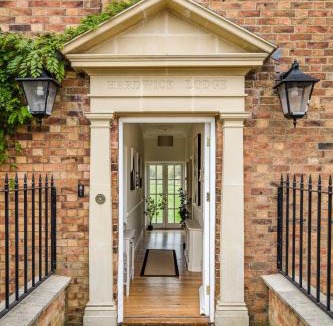 Wellingborough House | Hardwick Lodge